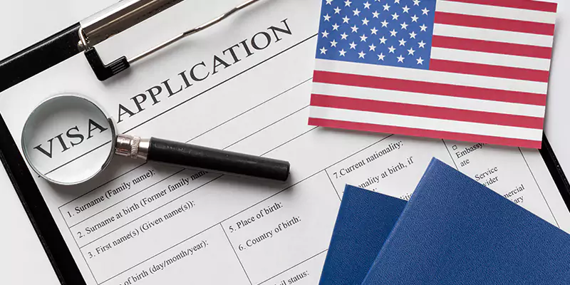 Why Choose Our Visa Specialists in Pakistan?